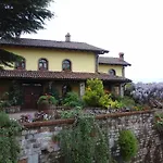 아파트 Cascina Bricco